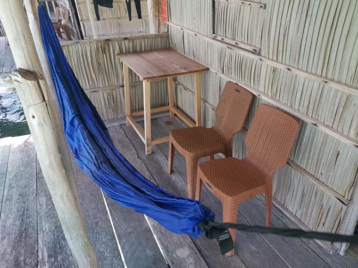 Kri Raja Ampat Bungalows Esterno foto