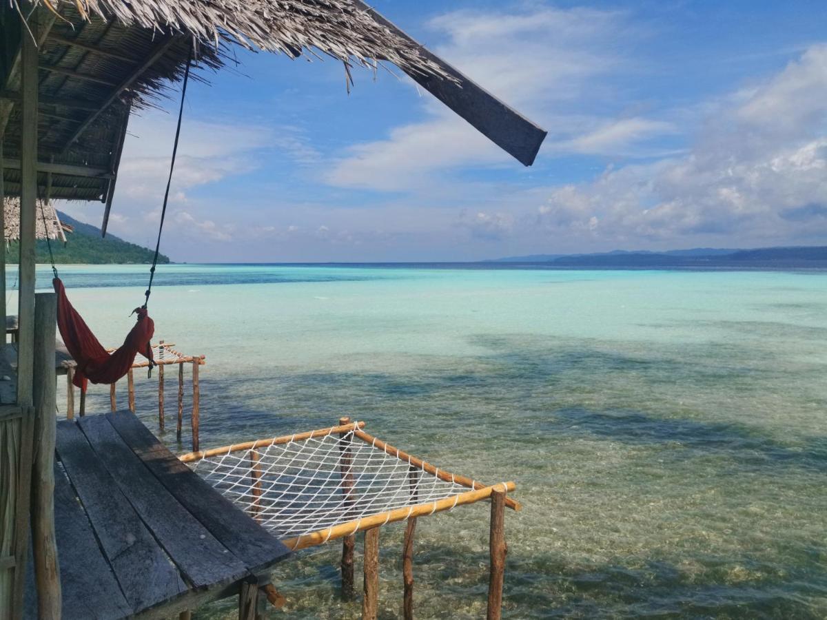 Kri Raja Ampat Bungalows Esterno foto