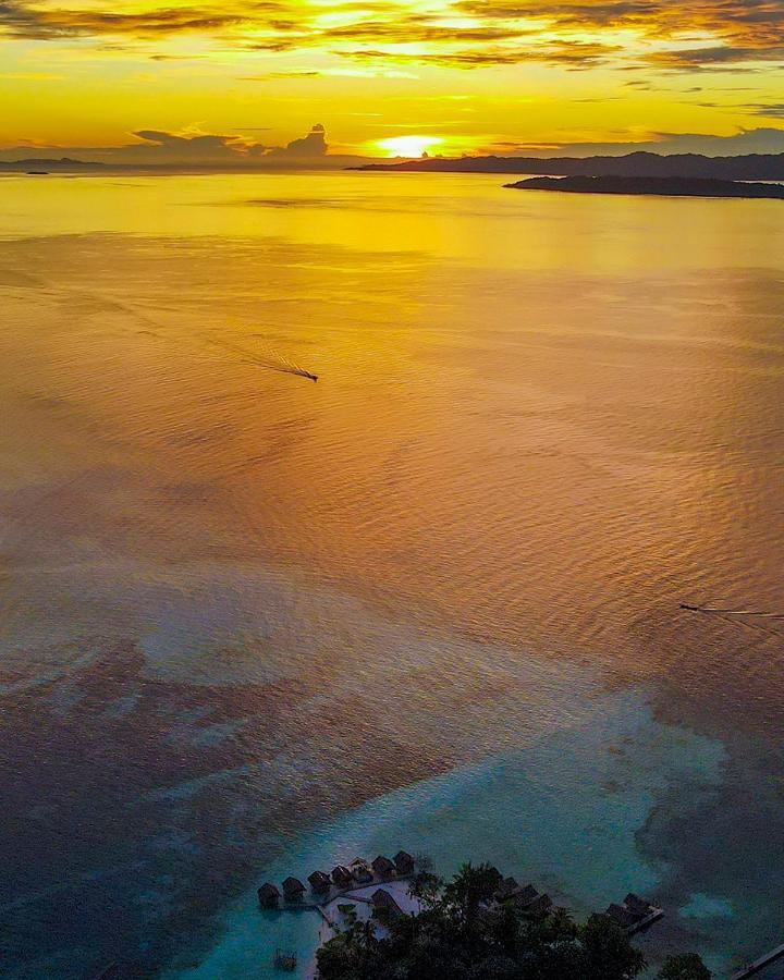 Kri Raja Ampat Bungalows Esterno foto