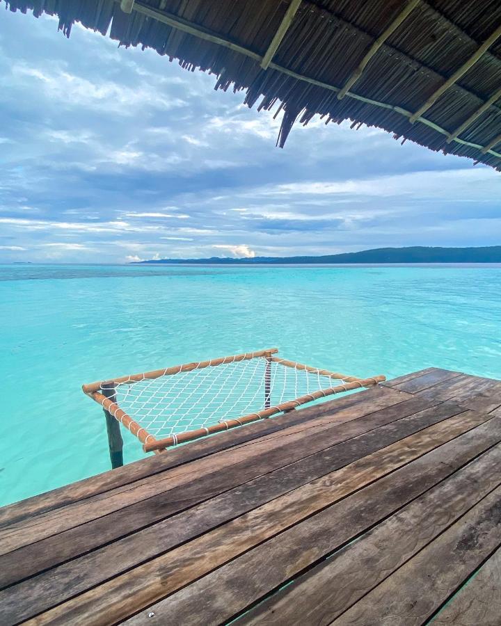 Kri Raja Ampat Bungalows Esterno foto